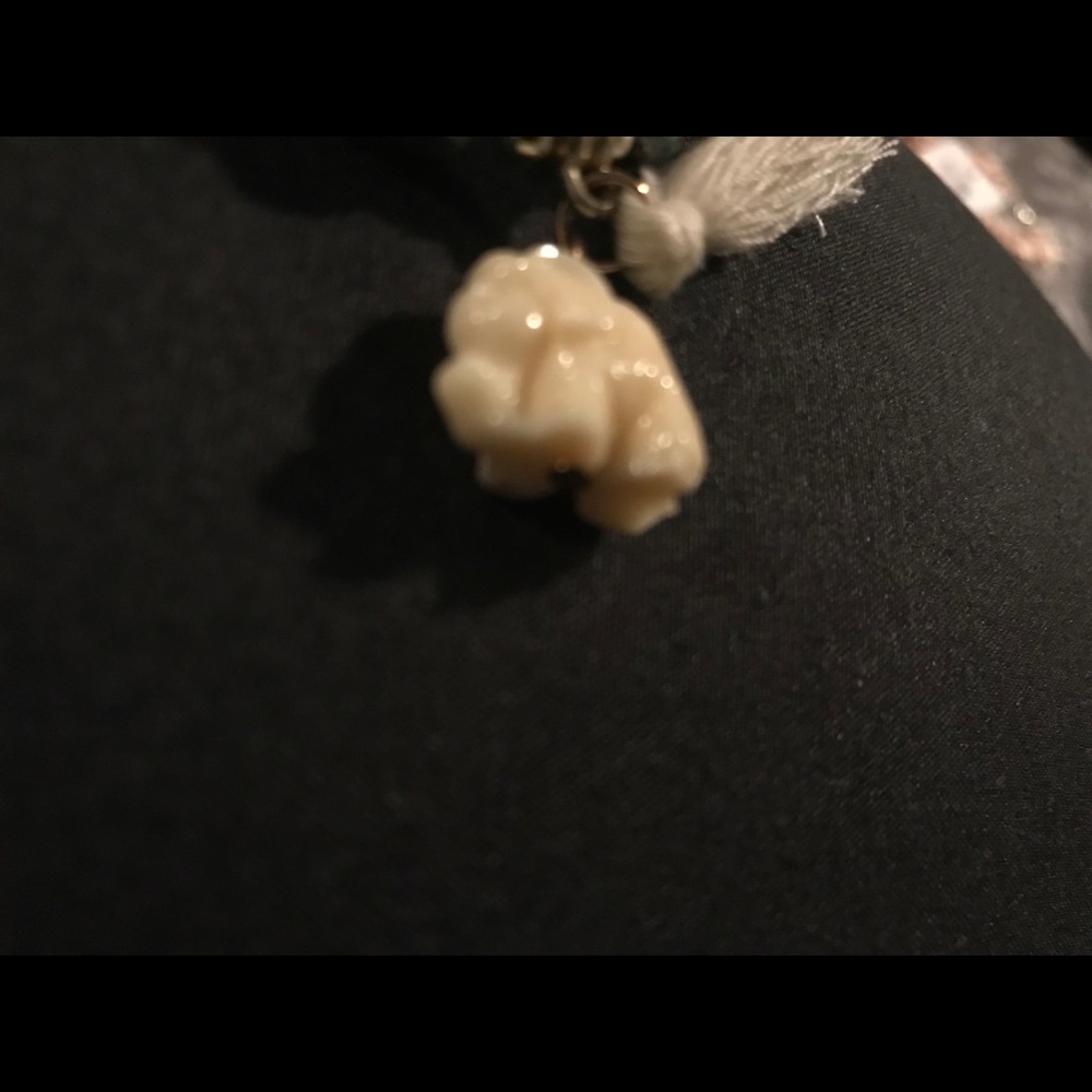 Bracelet with elephant charm - Picture 3 of 3